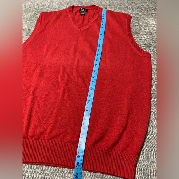 3/$20 JOS. A. BANK Signature Collection Red Sleeveless Sweater Vest Size Large - Picture 6 of 8